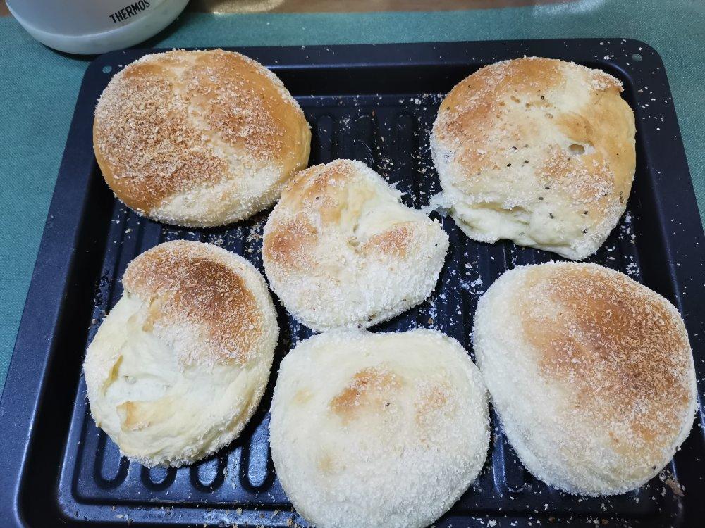 面包机揉出香甜可口肠仔包（玉米油版）