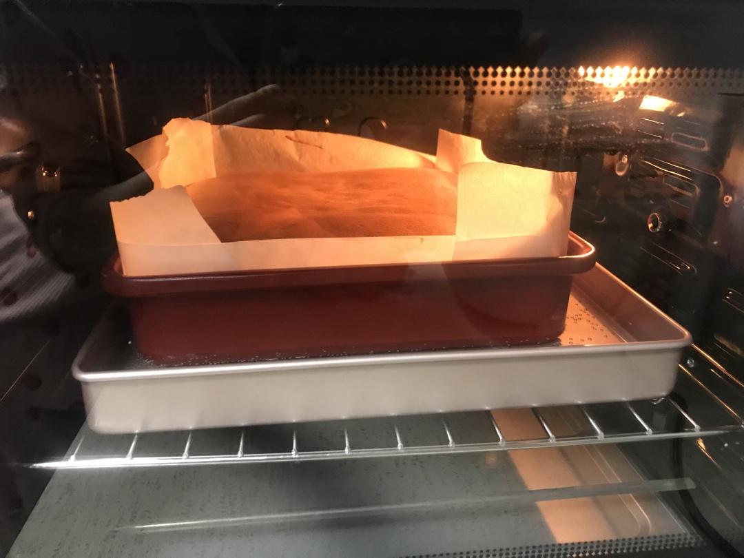 【视频食谱】Duang！古早蛋糕