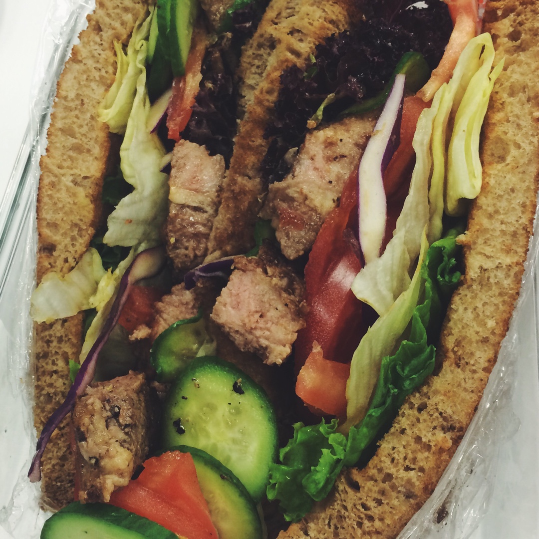 如何做超厚的沼三明治~详细tip！牛油果鸡蛋午餐肉三明治~