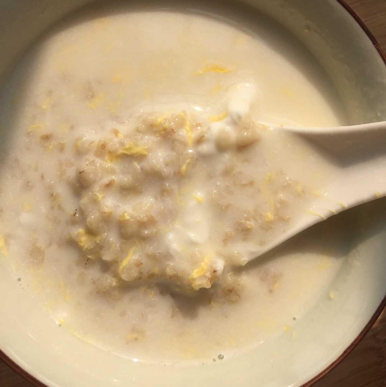 just_vinie做的牛奶鸡蛋燕麦