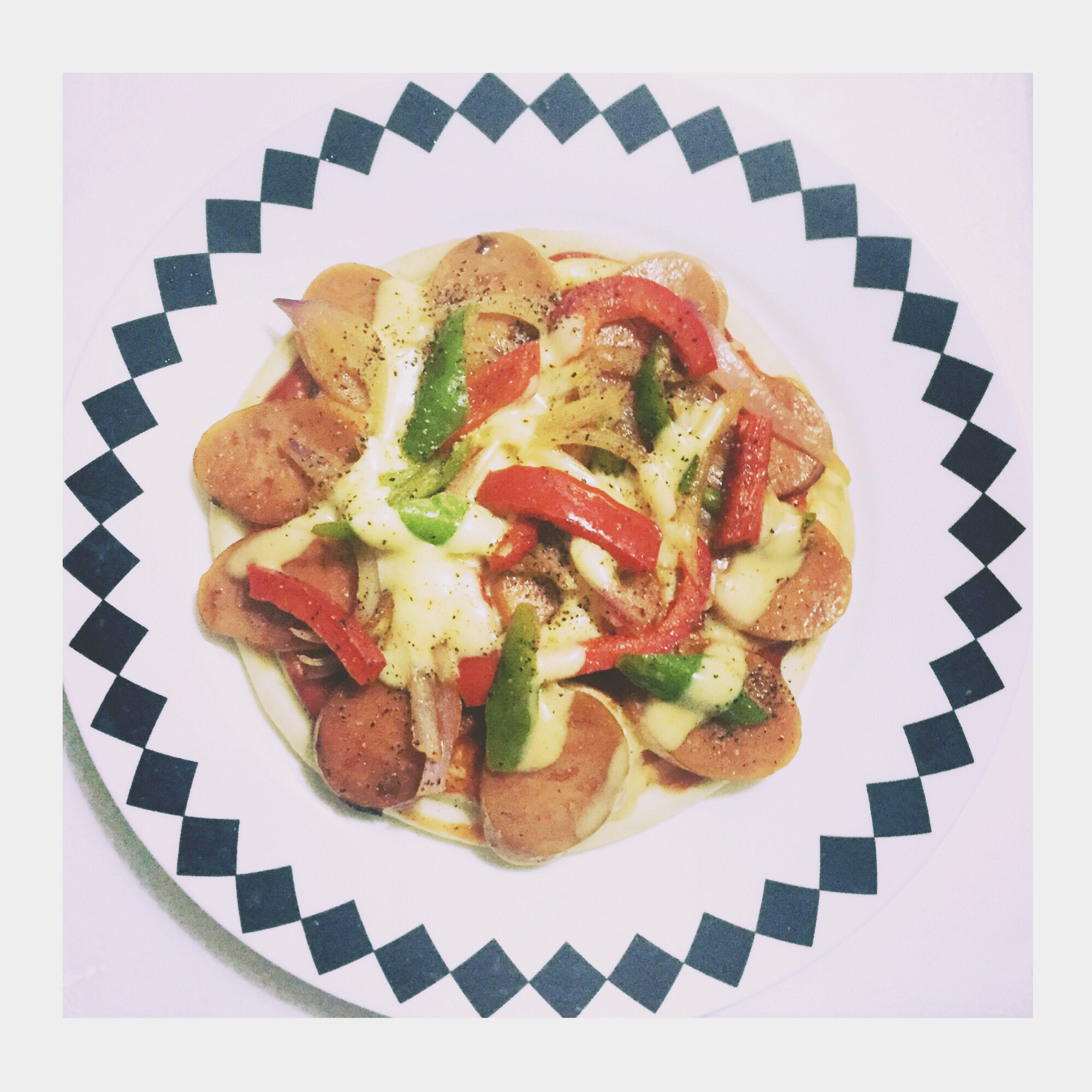 平底锅脆底香肠披萨