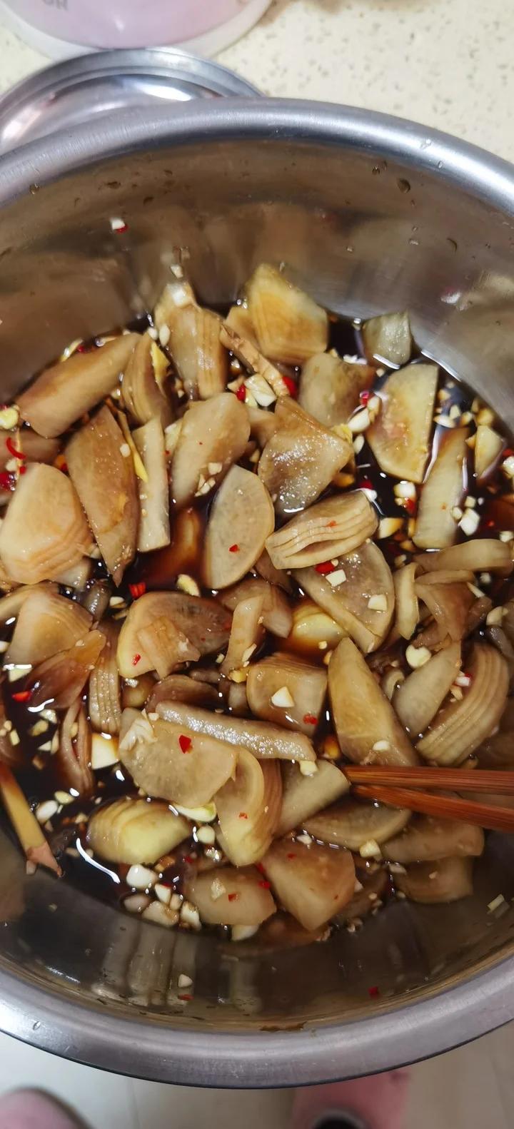 私房超爽脆陈醋萝卜