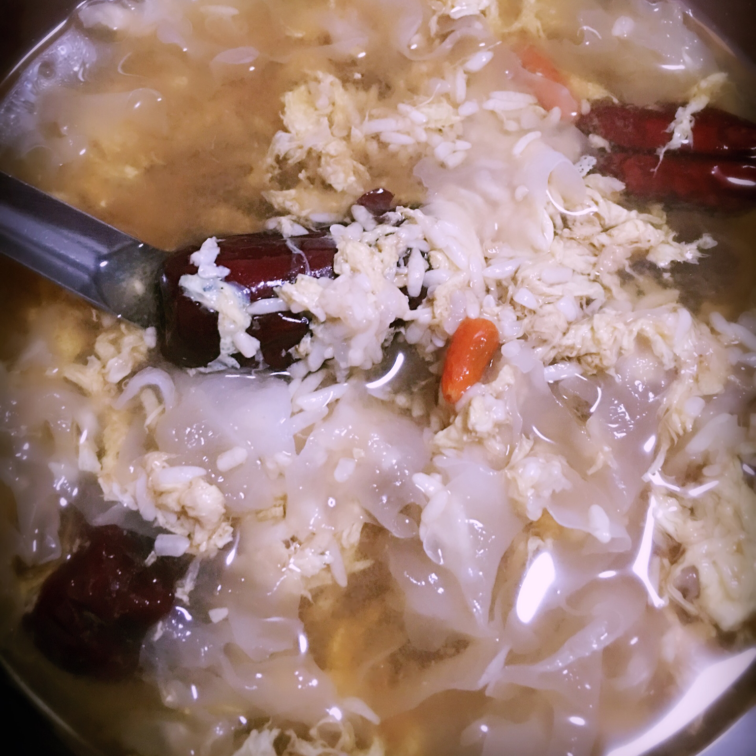 8分钟快手女人生理汤——红枣枸杞醪糟蛋