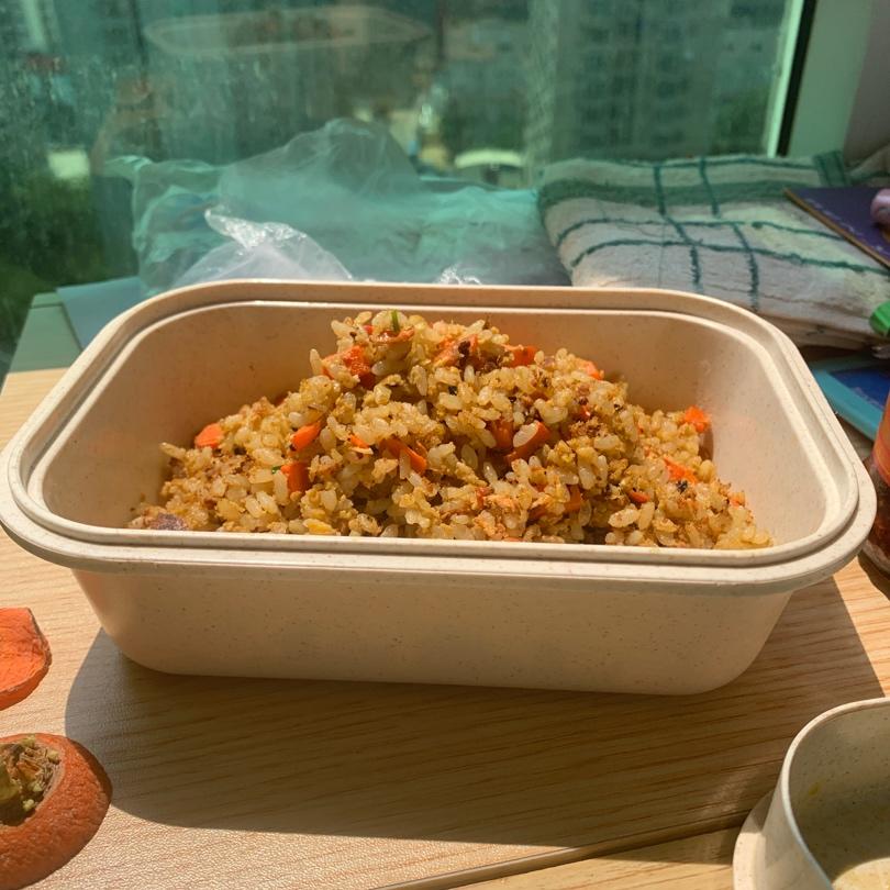 胡萝卜蛋炒饭
