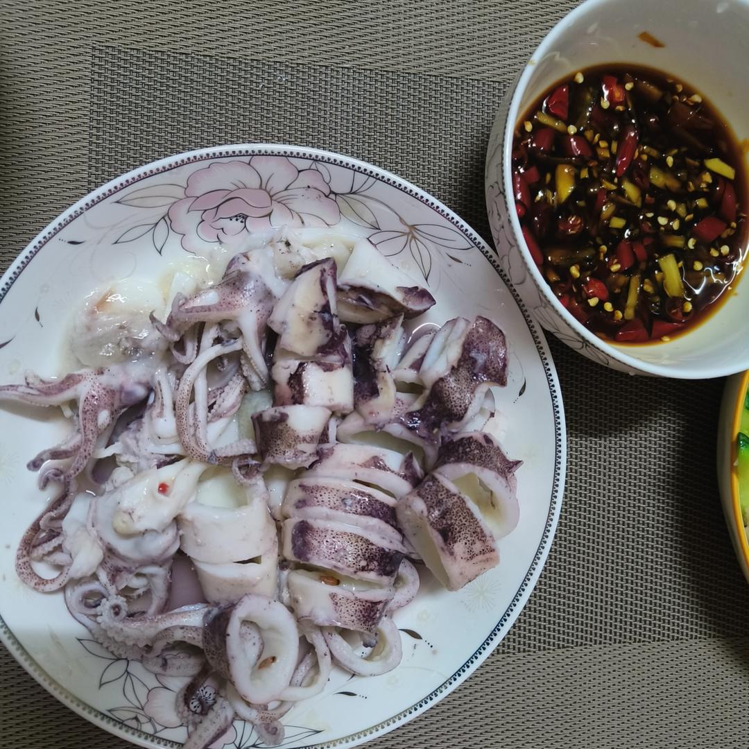 【0577】白灼大管鱿鱼（含料汁做法）  <302小厨房>