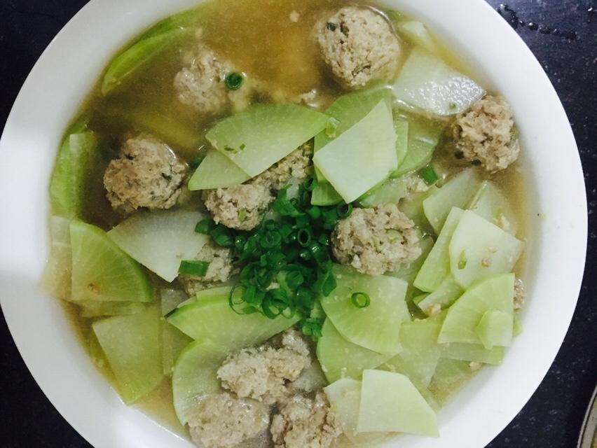 牛肉萝卜汤的做法
