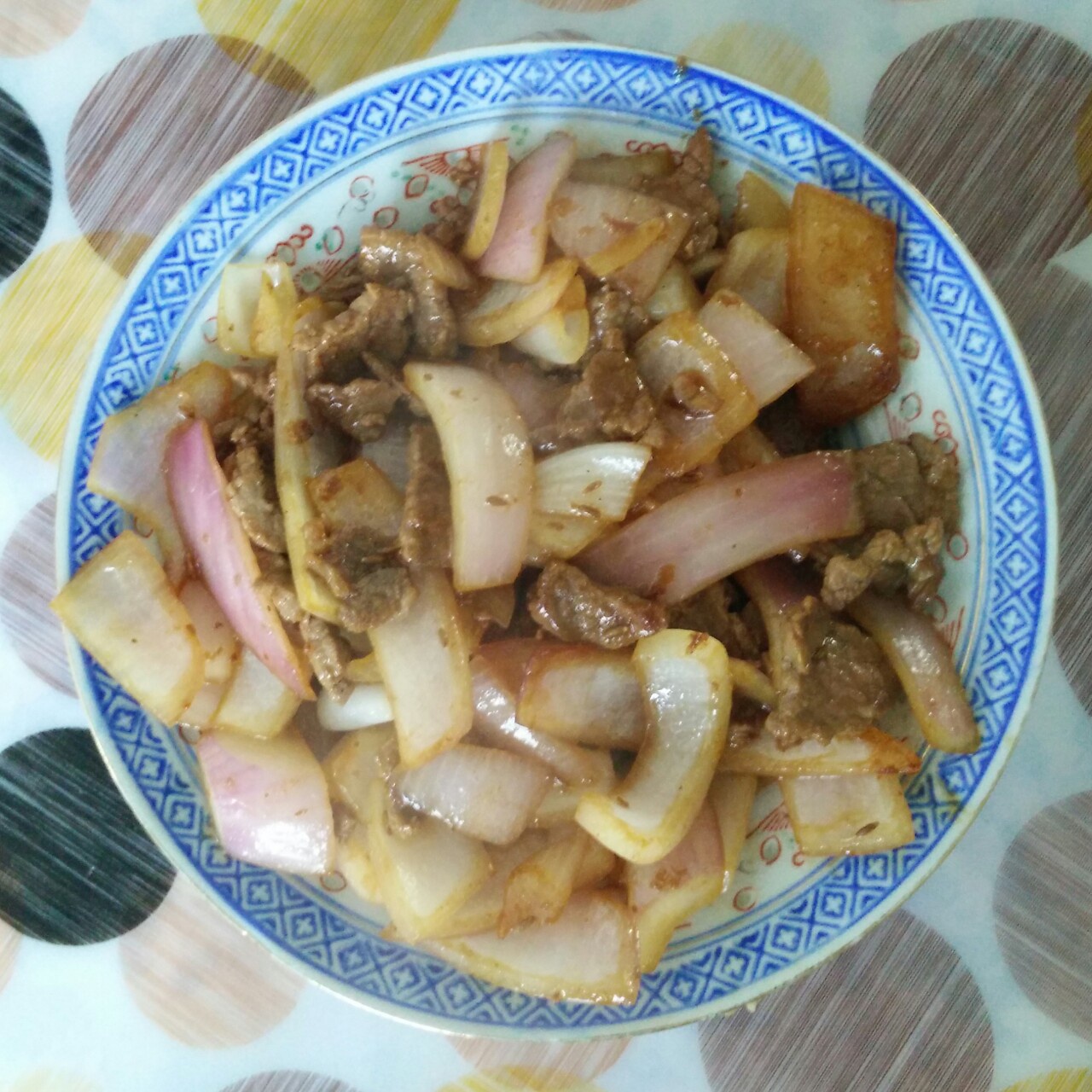 洋葱炒牛肉