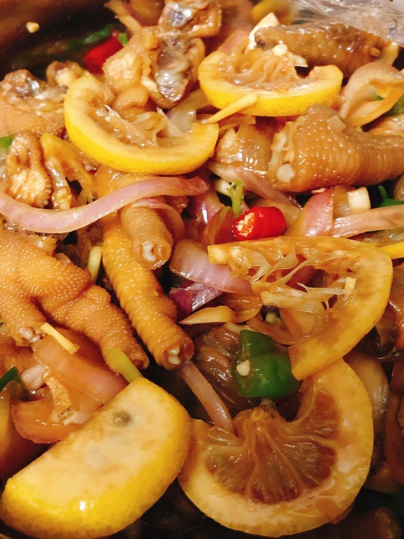 【柠檬酸辣鸡爪】自制超级无敌美味的网红鸡爪