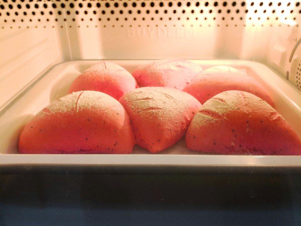 火龙果乳酪软欧