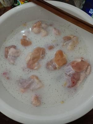 韩式炸鸡的做法 步骤2