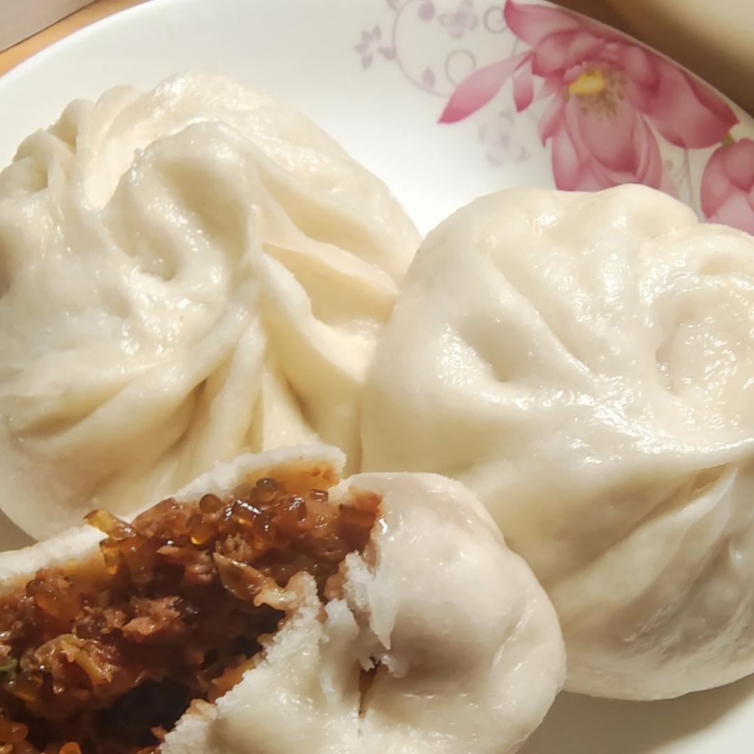 神仙配方肉包子     6个左右