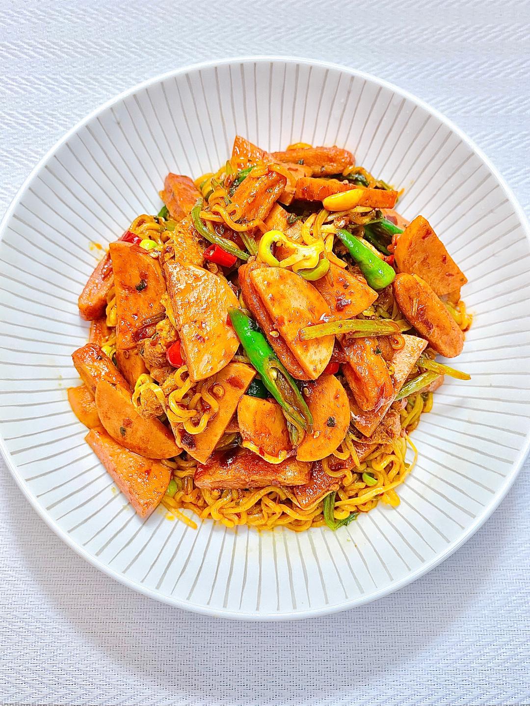 炒方便面的做法