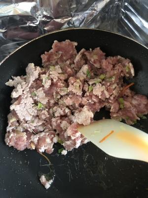 超简单 万能 蘑菇肉酱的做法 步骤4