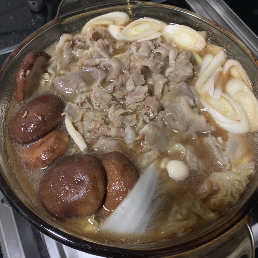 鲜菌肥牛锅
