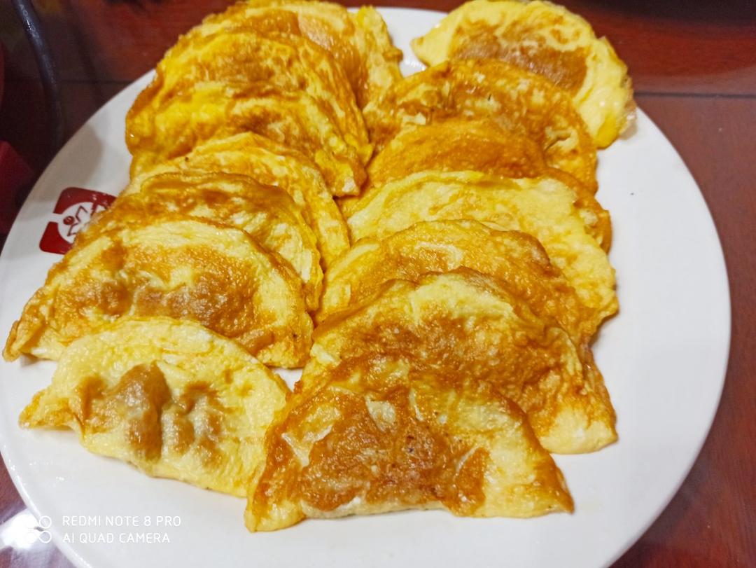 煎蛋：一双筷子一把勺，轻轻松松做蛋饺！