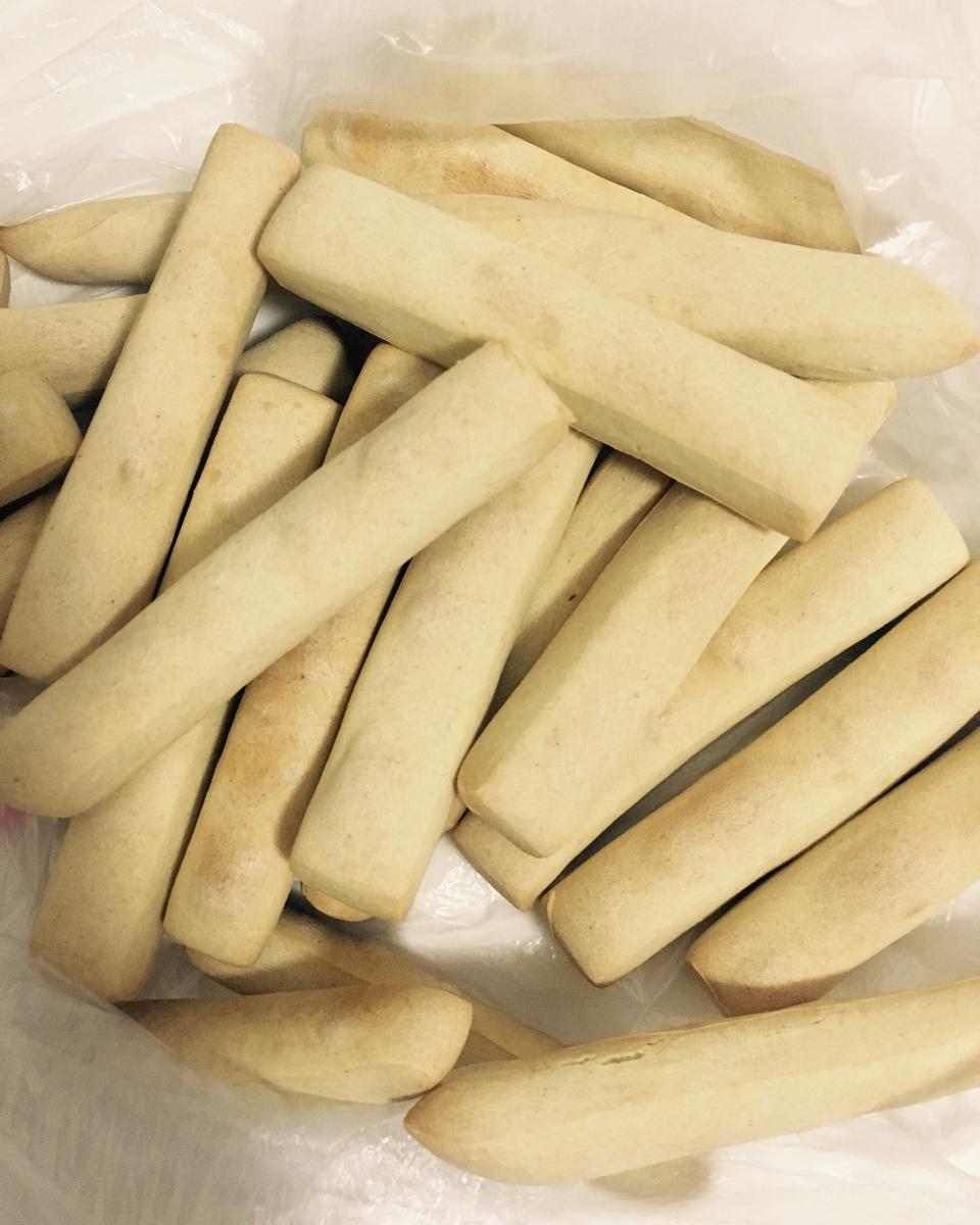 宝宝辅食-自制磨牙饼干磨牙棒篇（无糖无油更放心）