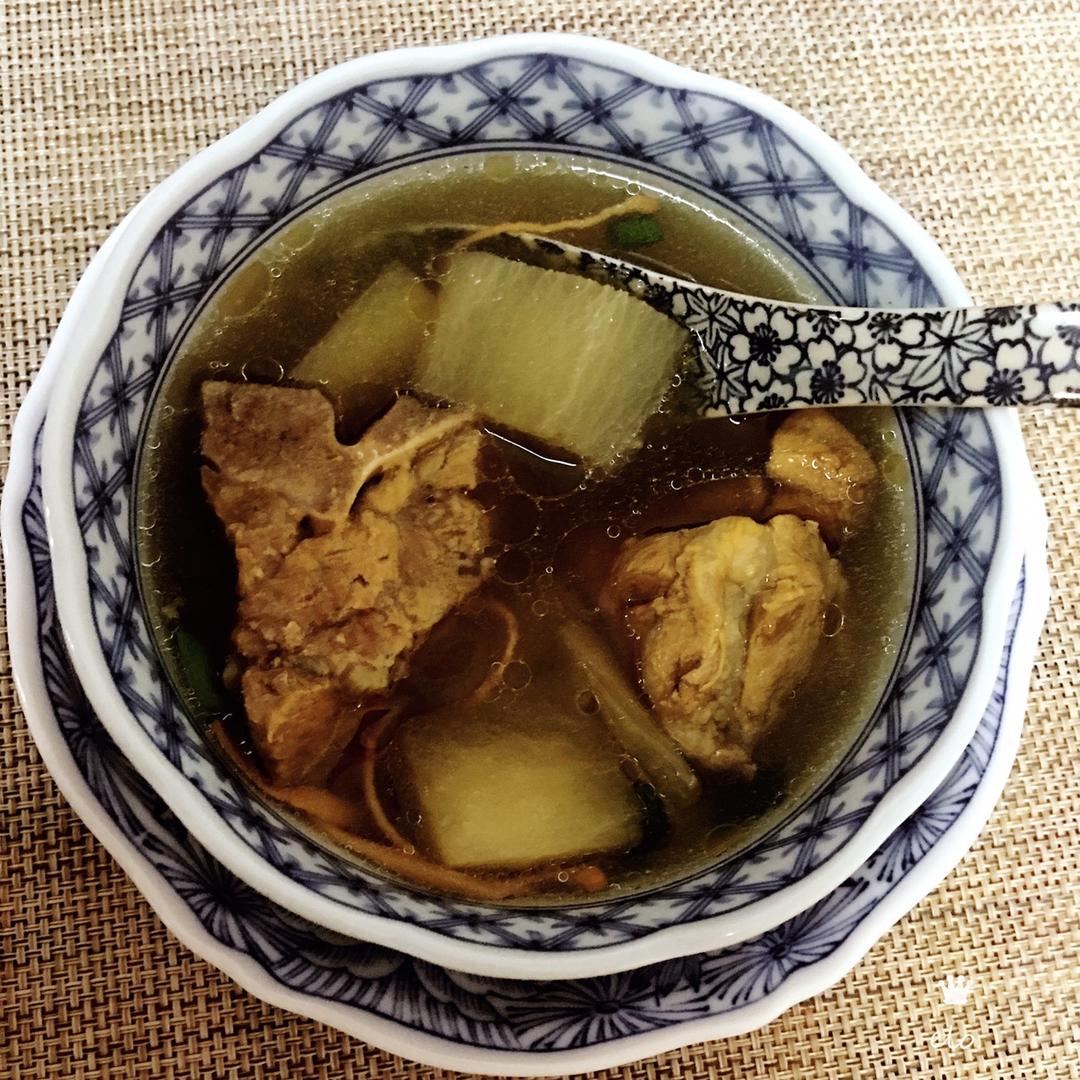 萝卜小排汤