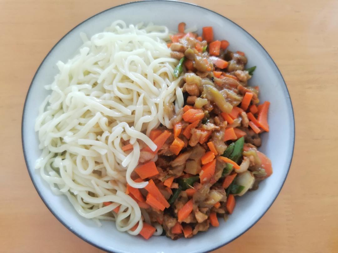 茄子肉沫打卤面