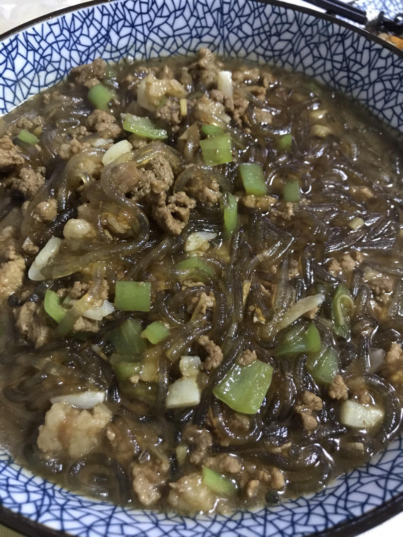 蚂蚁上树