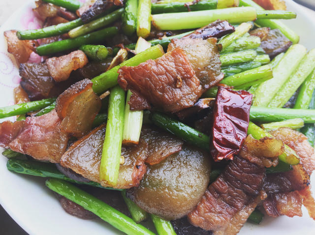 蒜苔炒腊肉