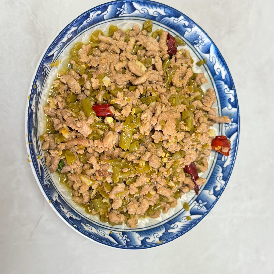 简单又下饭的酸豆角炒肉末