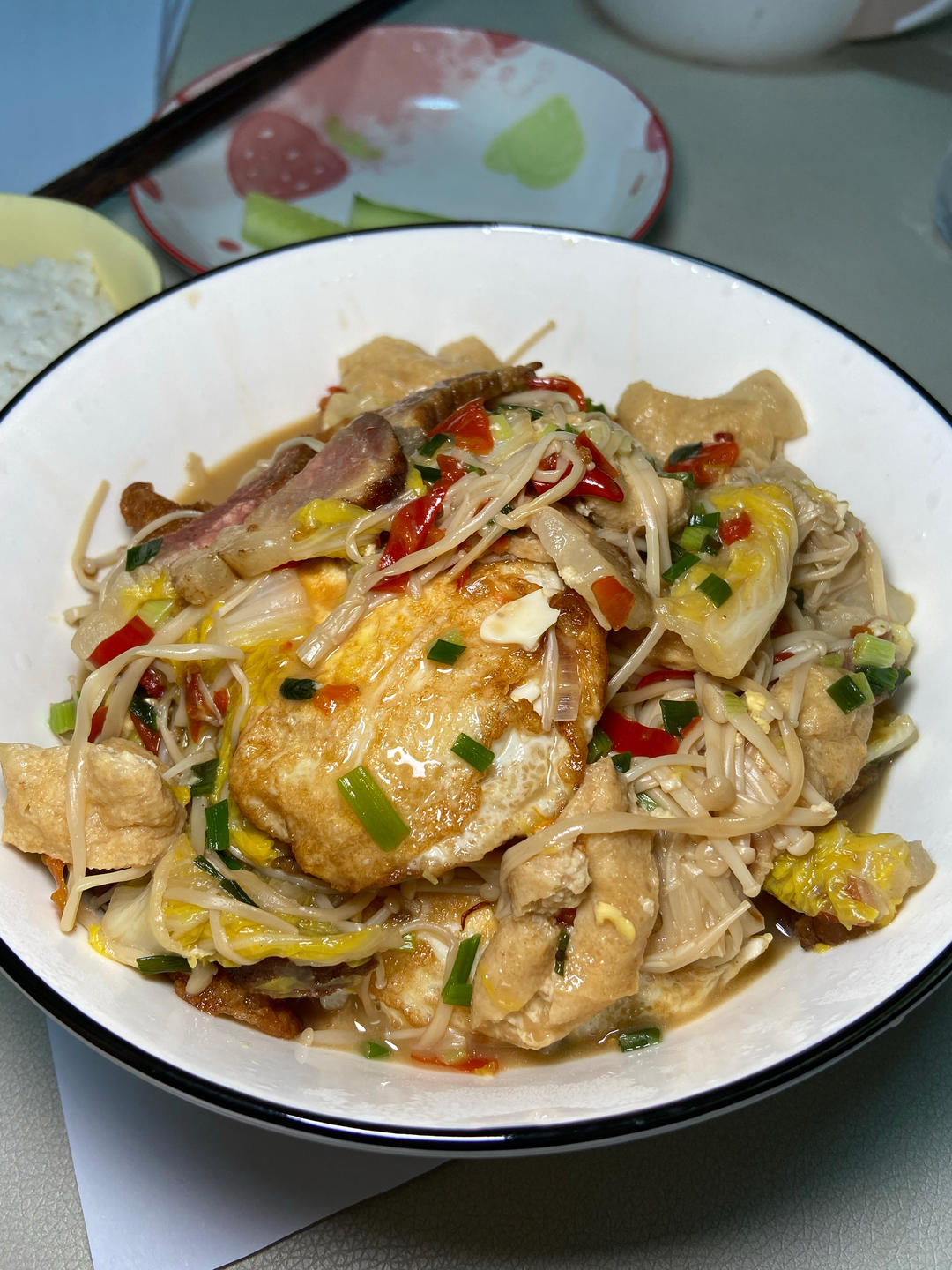 好吃到连汤汁都不剩的白菜焖豆泡，给肉都不换