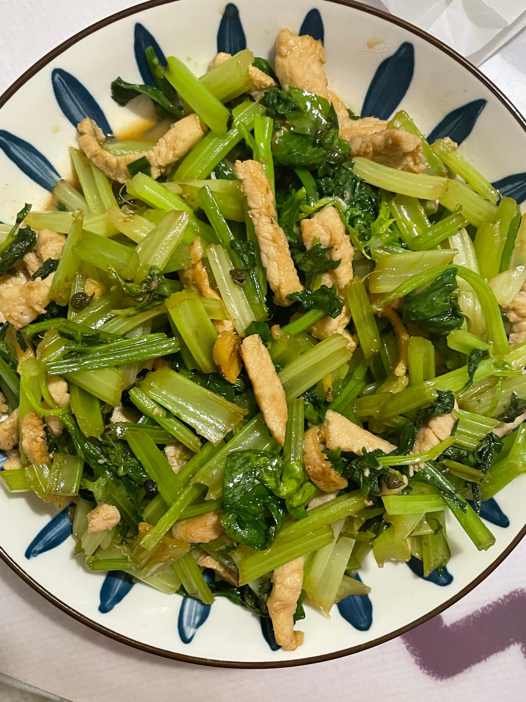 芹菜炒肉