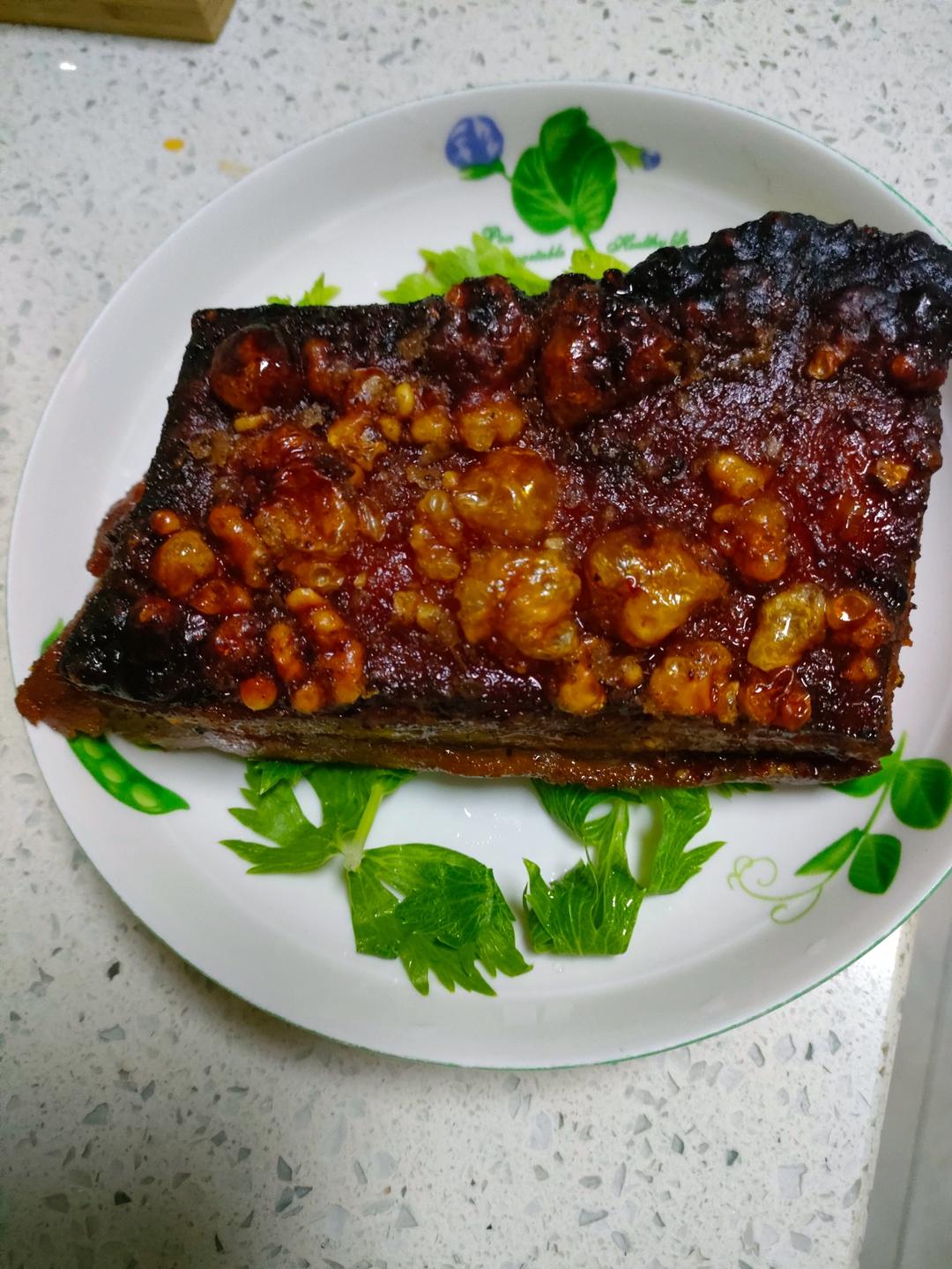 脆皮烧肉，皮酥脆、肉甘香，生烧做法