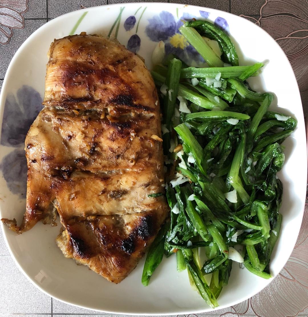 酷炫屌炸天好吃的煎鸡胸肉（香蒜蜂蜜煎鸡胸肉）