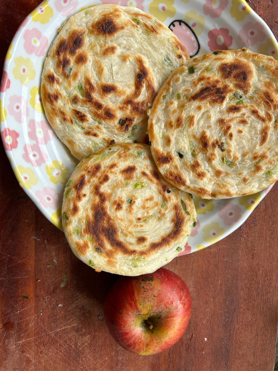 堂妈教你做飘香葱油饼