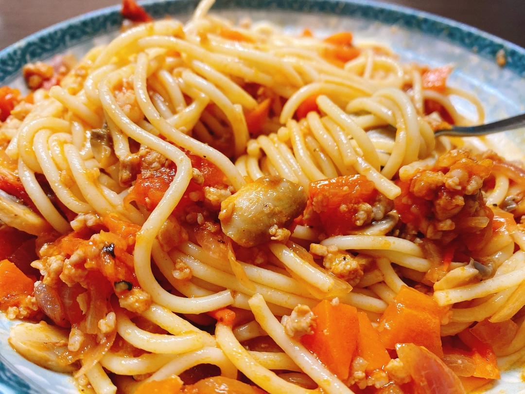 【零失败番茄肉酱意粉一人份的做法步骤图】光吃不胖的炸厨房专业户_