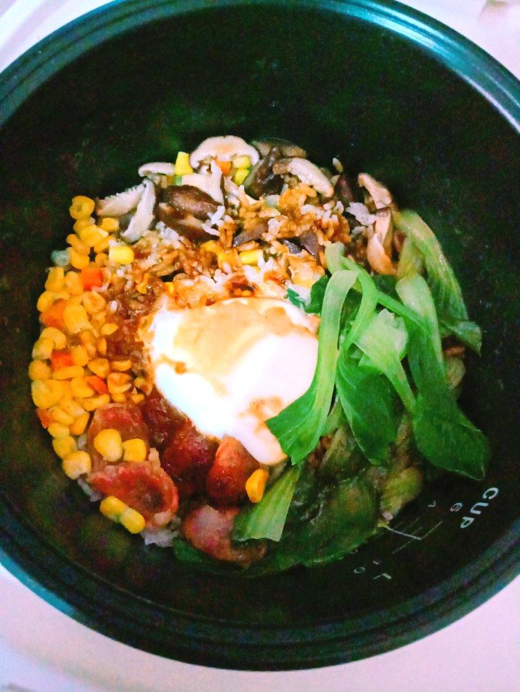 【电饭煲腊肠煲仔饭】