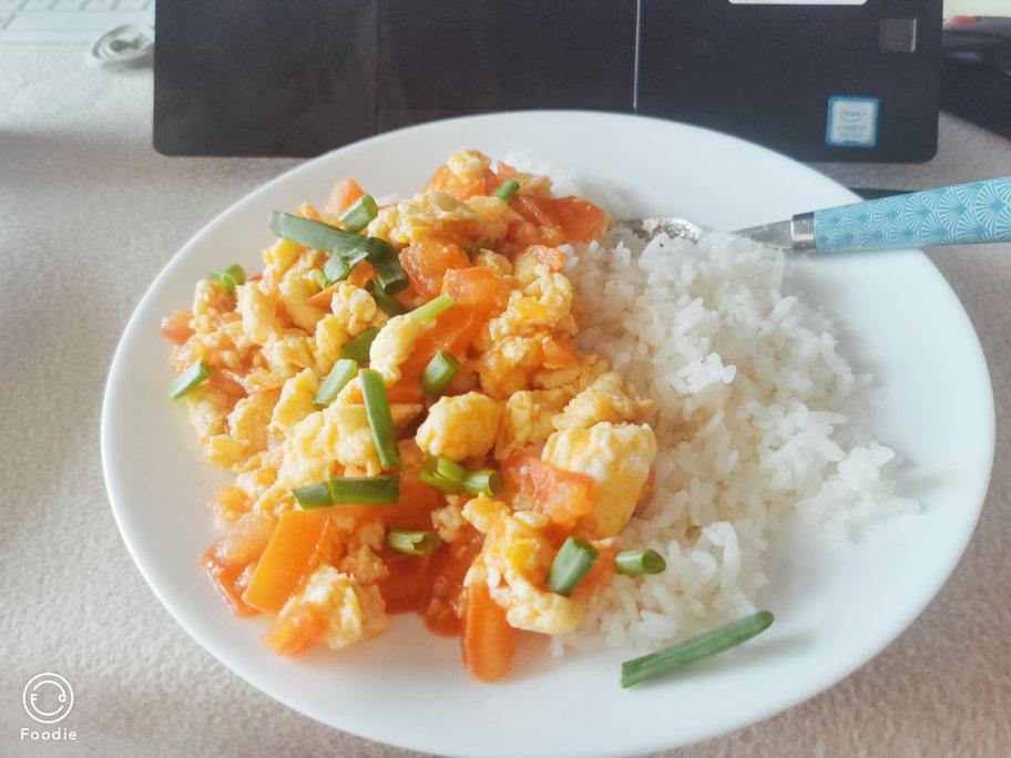 西红柿炒鸡蛋时，多加这一步，鸡蛋香嫩又入味