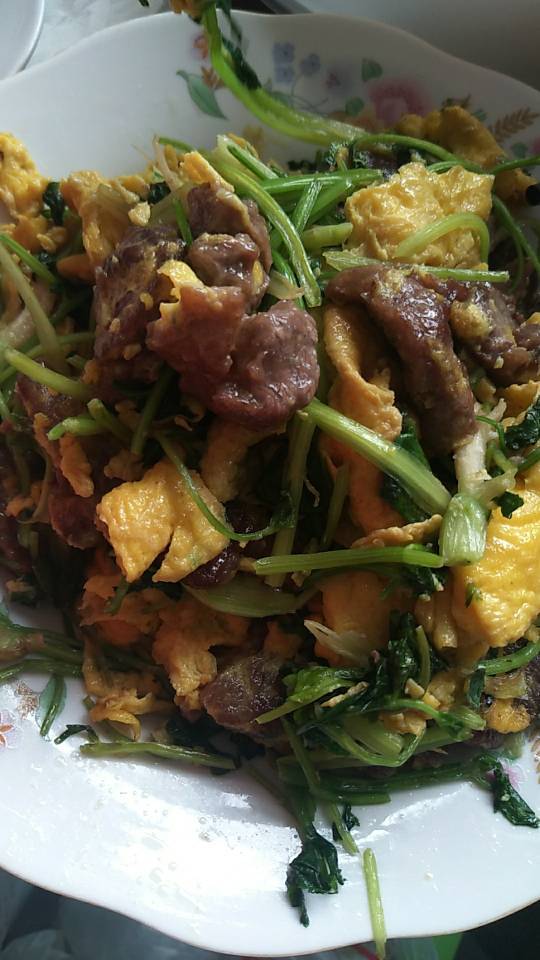 滑蛋牛肉，牛肉滑嫩，鸡蛋松软