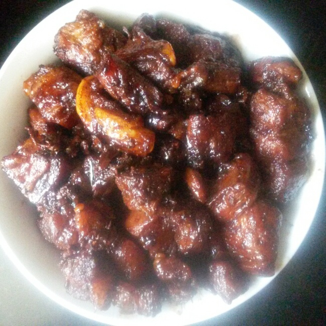 不焯水不放油的家常红烧肉