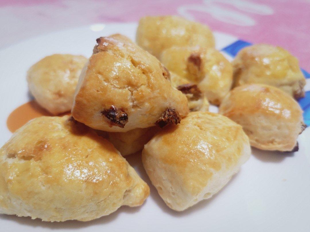 超级松软完美裂纹的司康-English scones