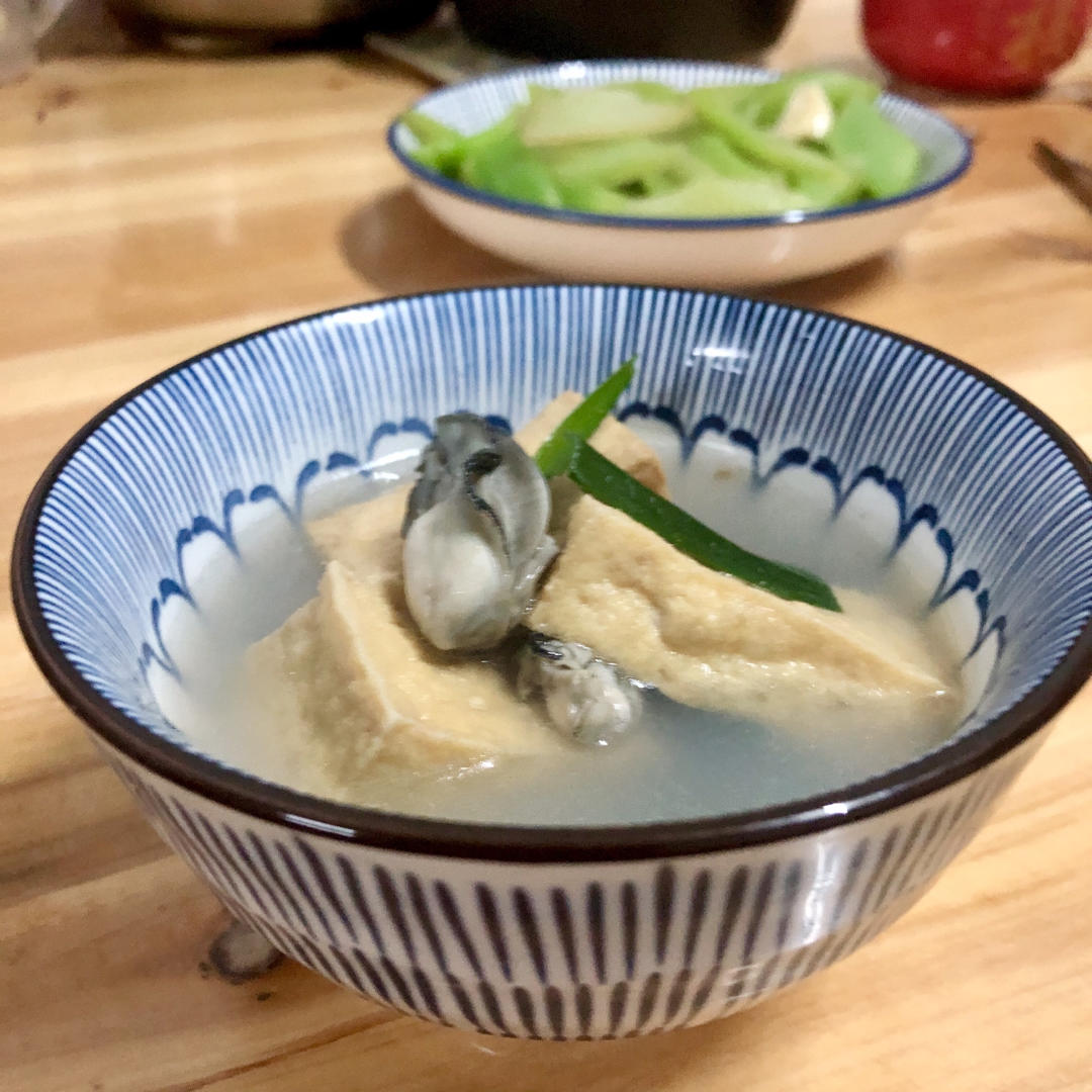 海蛎炸豆腐汤