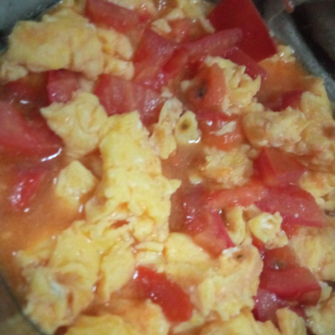 能拌饭的蛋炒番（嫩嫩的蛋绵绵的汁～这就是我的西红柿炒鸡蛋）