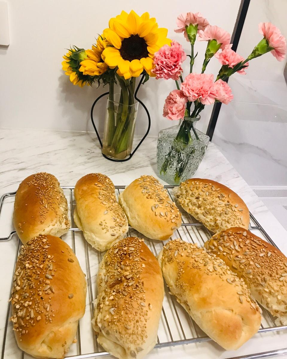 肉松沙拉酱面包（65度汤种）