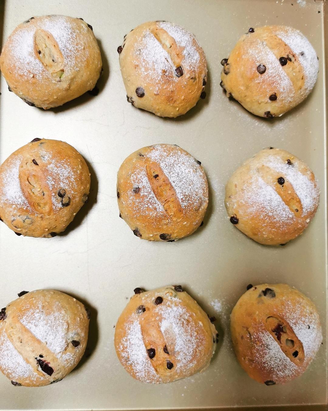 什锦坚果谷物早餐包（Muesli rolls）丨健康·烘焙