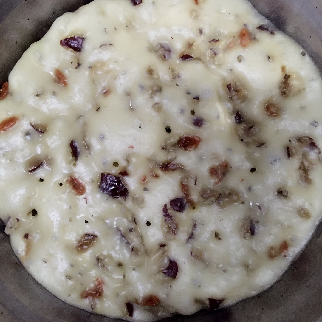 不用揉面，简单易做的——蔓越莓发糕