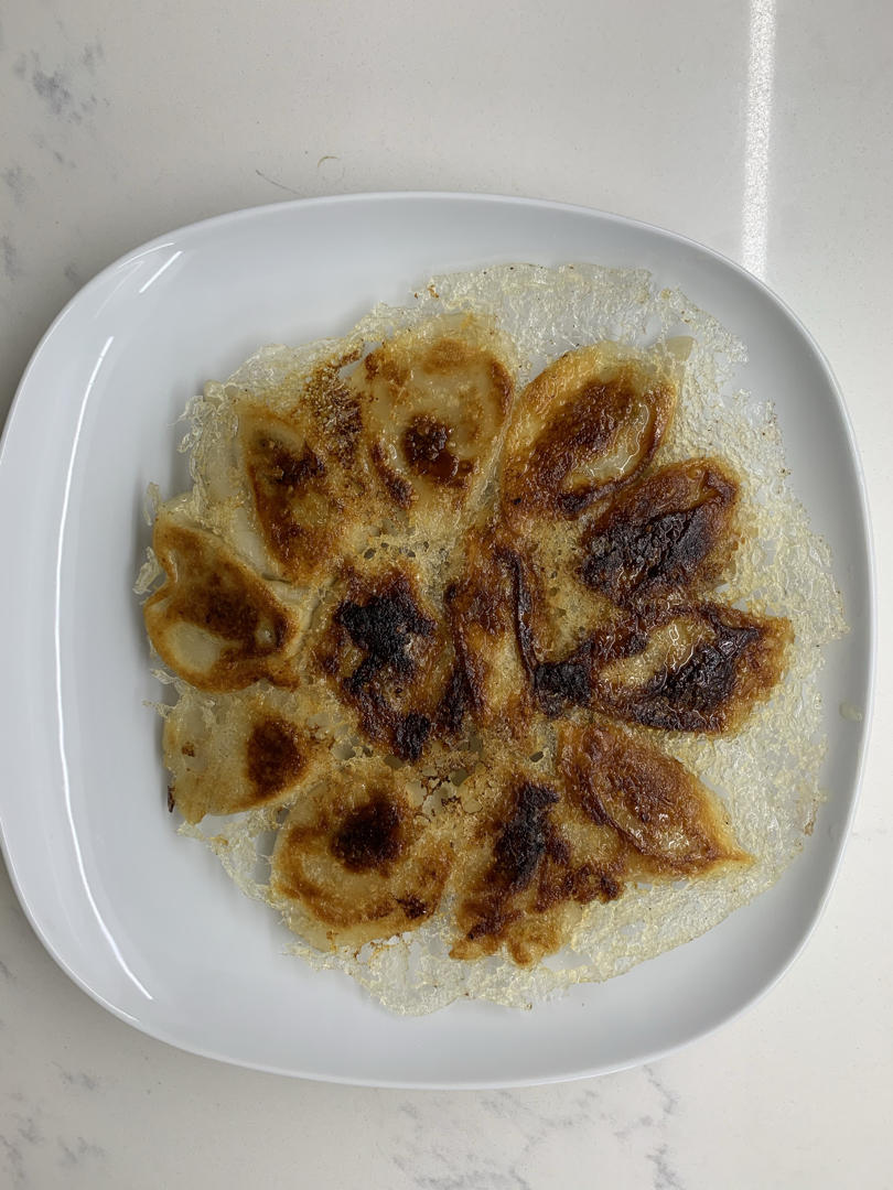 冰花煎饺（个人认为最好吃的饺子做法了！）