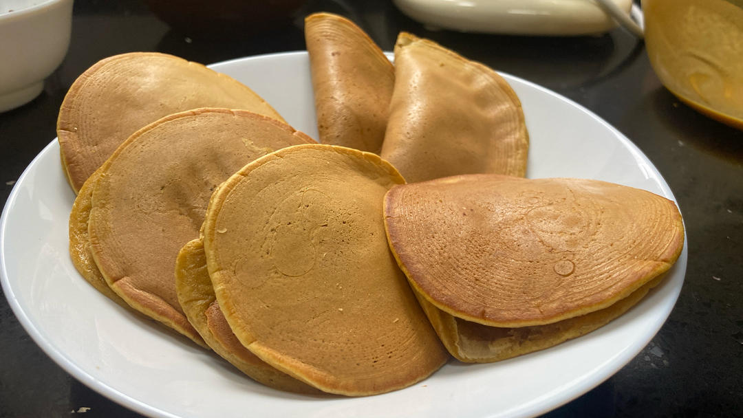 比蛋糕更好吃‼️平底锅就能做的蛋烘糕，特香