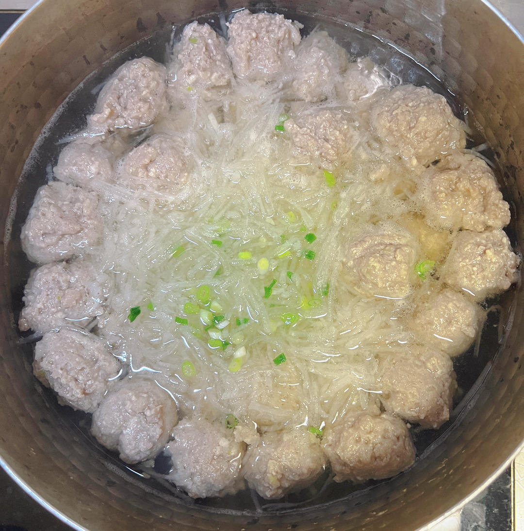 萝卜丸子汤