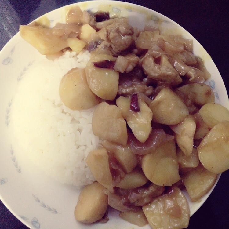 咖喱土豆饭