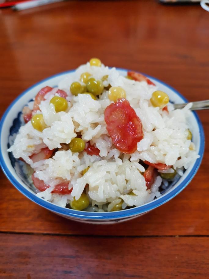 豌豆腊肠饭🍚