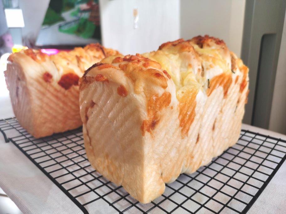 肉松吐司【超多料香爆马苏里拉】