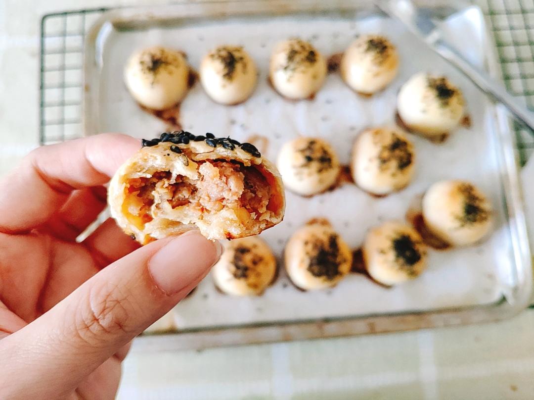 酥皮鲜肉月饼～酥的掉渣