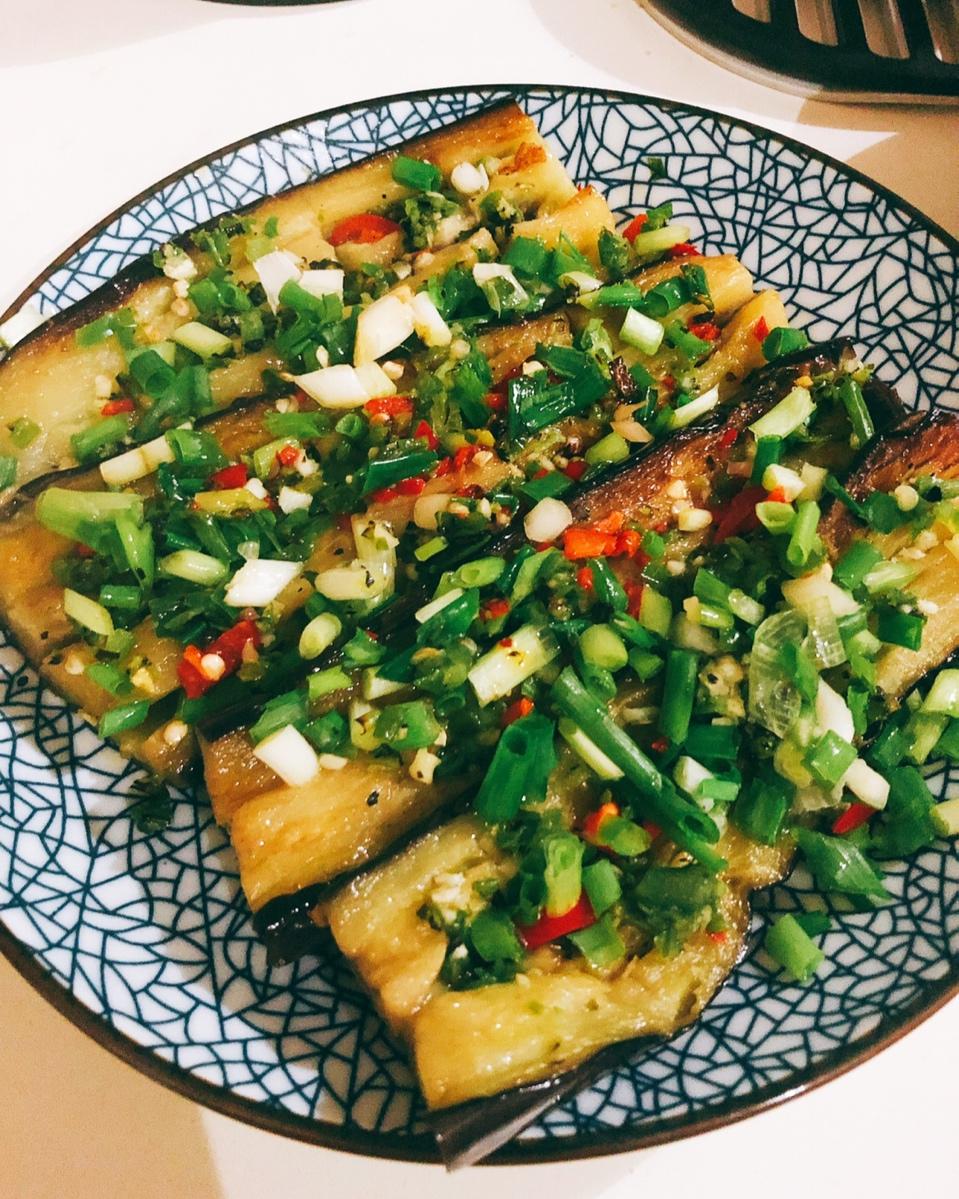 微波炉做出街头烧烤风的茄子