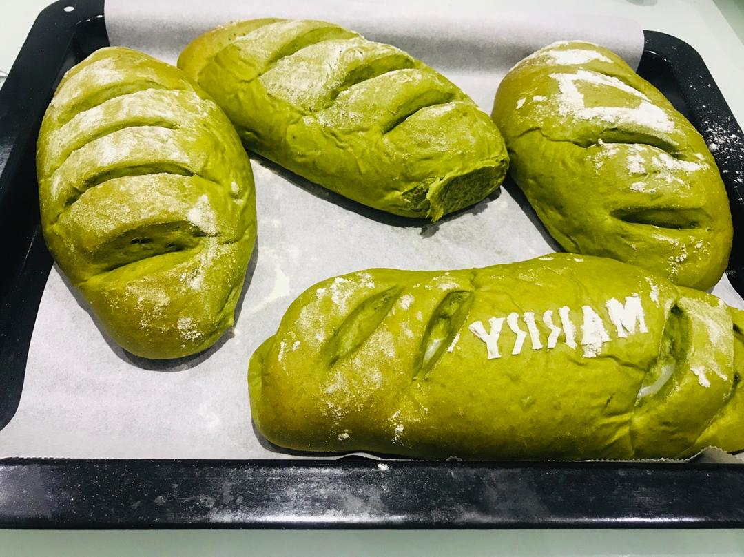 抹茶蜜豆软欧包
